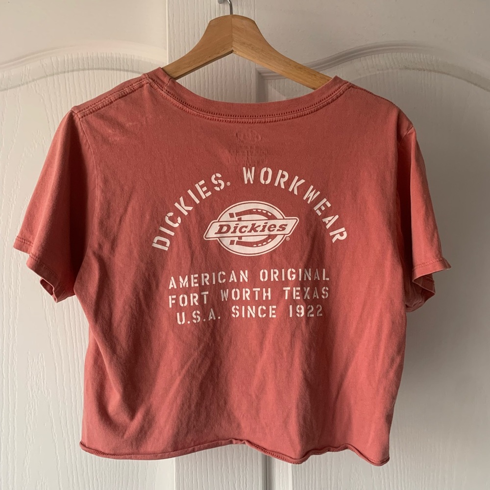 Cropped Dickies T Shirt